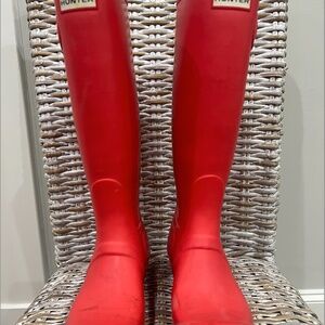 Hunter Original Tall Women's Pink Coral Rubber Knee-High Rain Boot Size 7